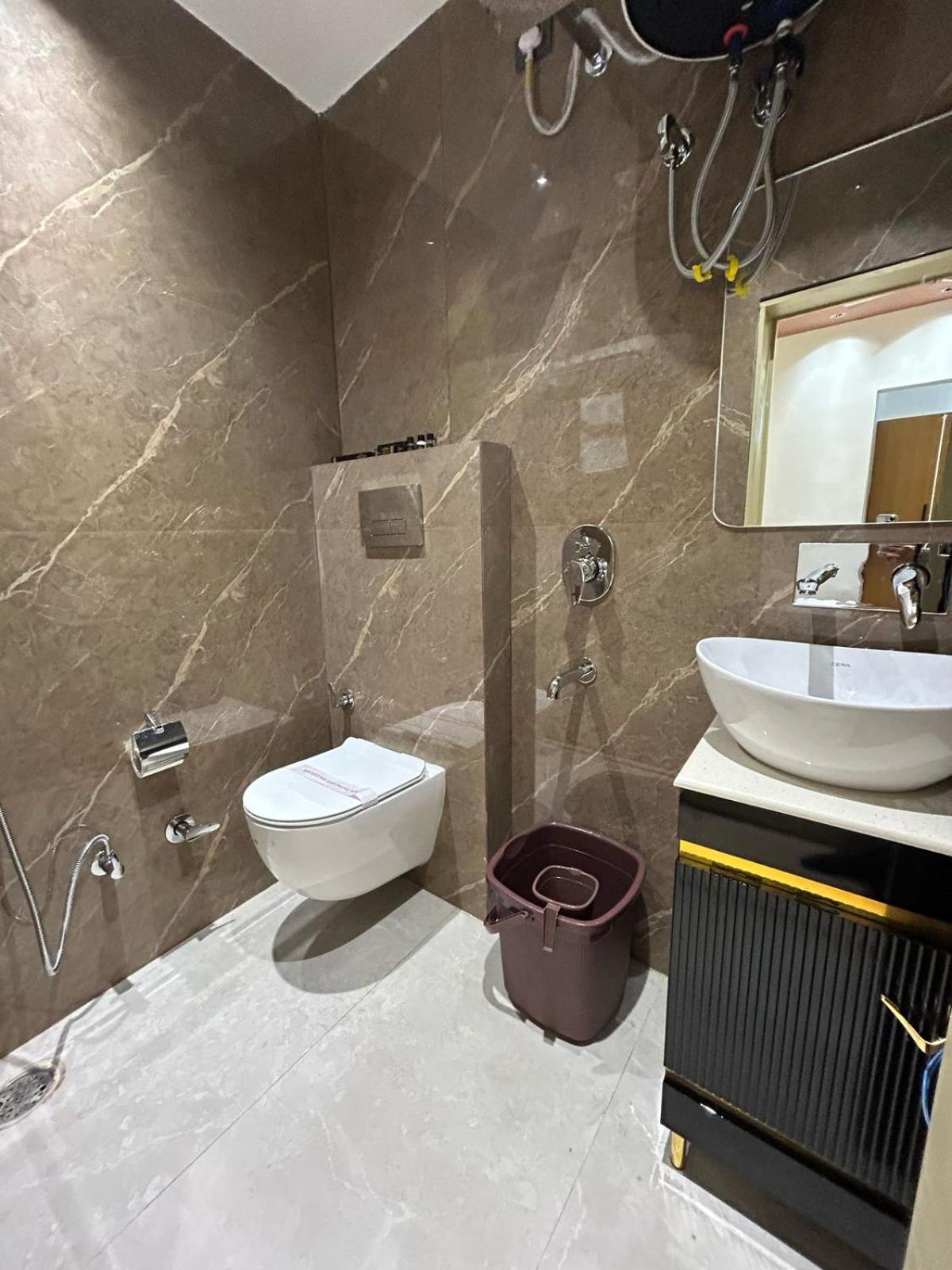 Divine Hotel Karnal Exterior photo