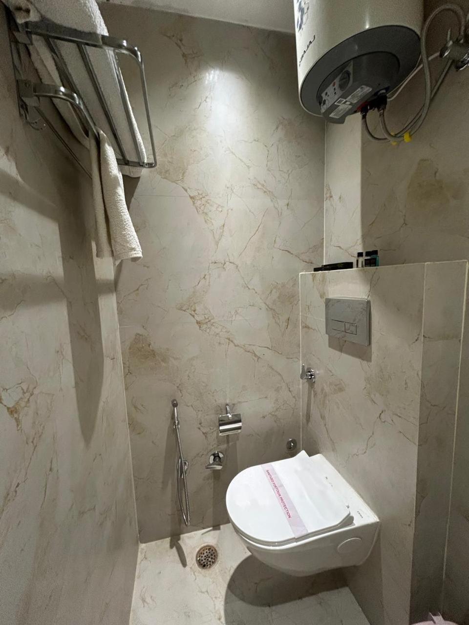 Divine Hotel Karnal Exterior photo