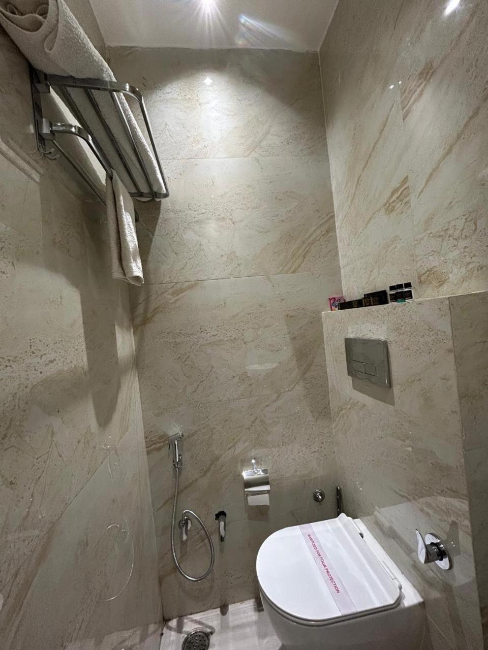 Divine Hotel Karnal Exterior photo